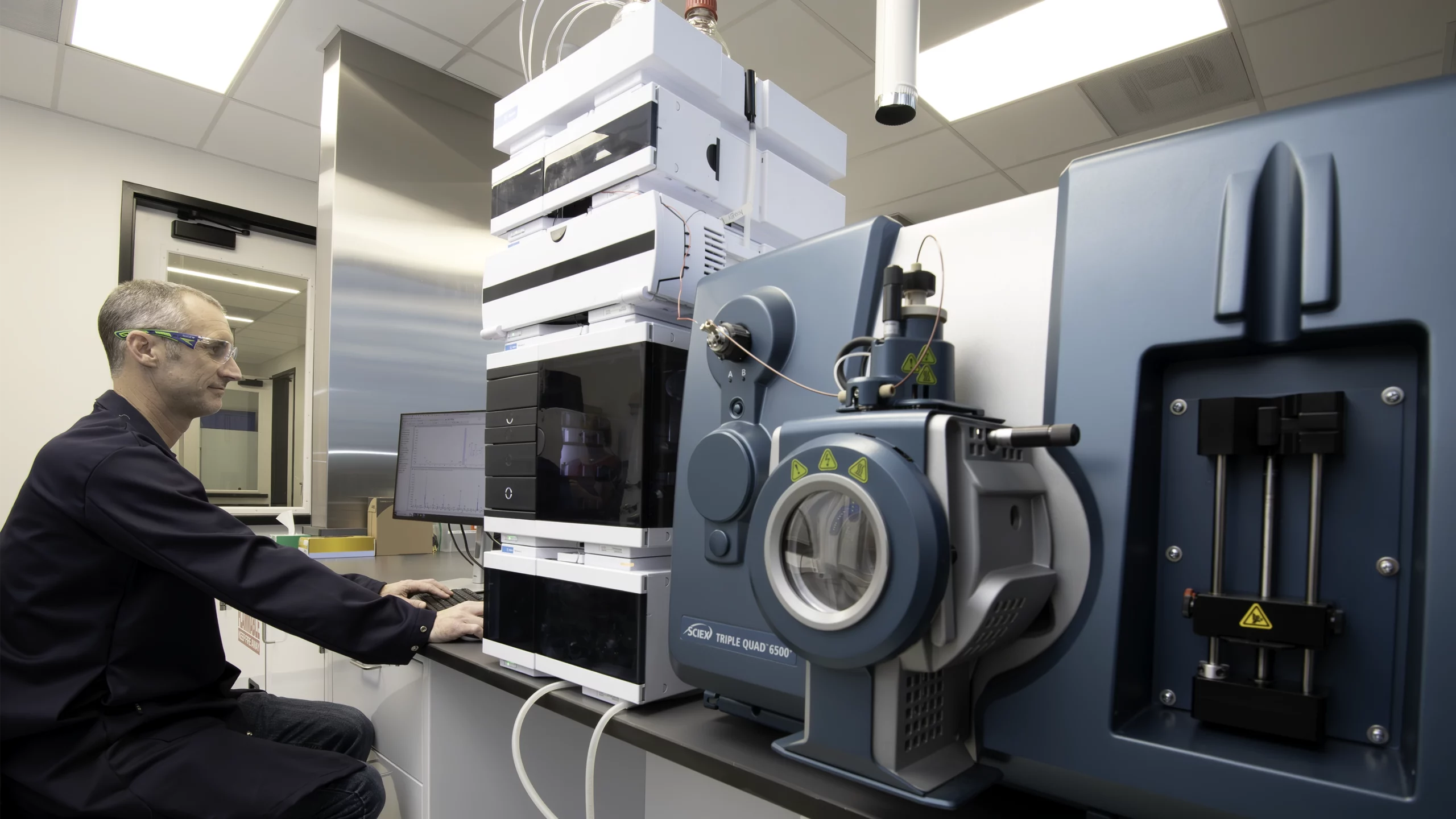 Qpex employee working in the lab.