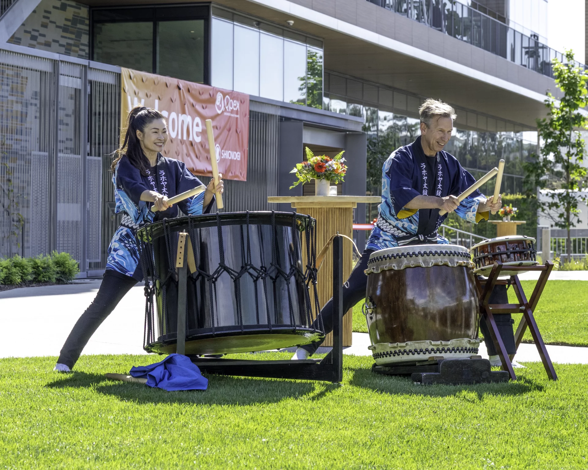 The event paid tribute to Shionogi’s Japanese heritage with a powerful taiko drum performance.